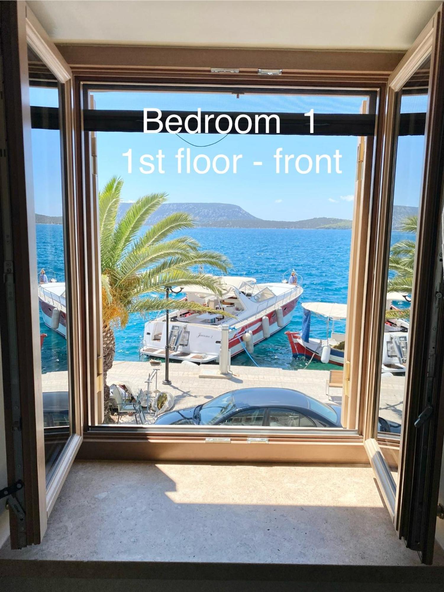 Villasonboard Rock Villa 3 Bed, 3 Bath, Jacuzzi, Seaside แอร์มิโอนี ภายนอก รูปภาพ